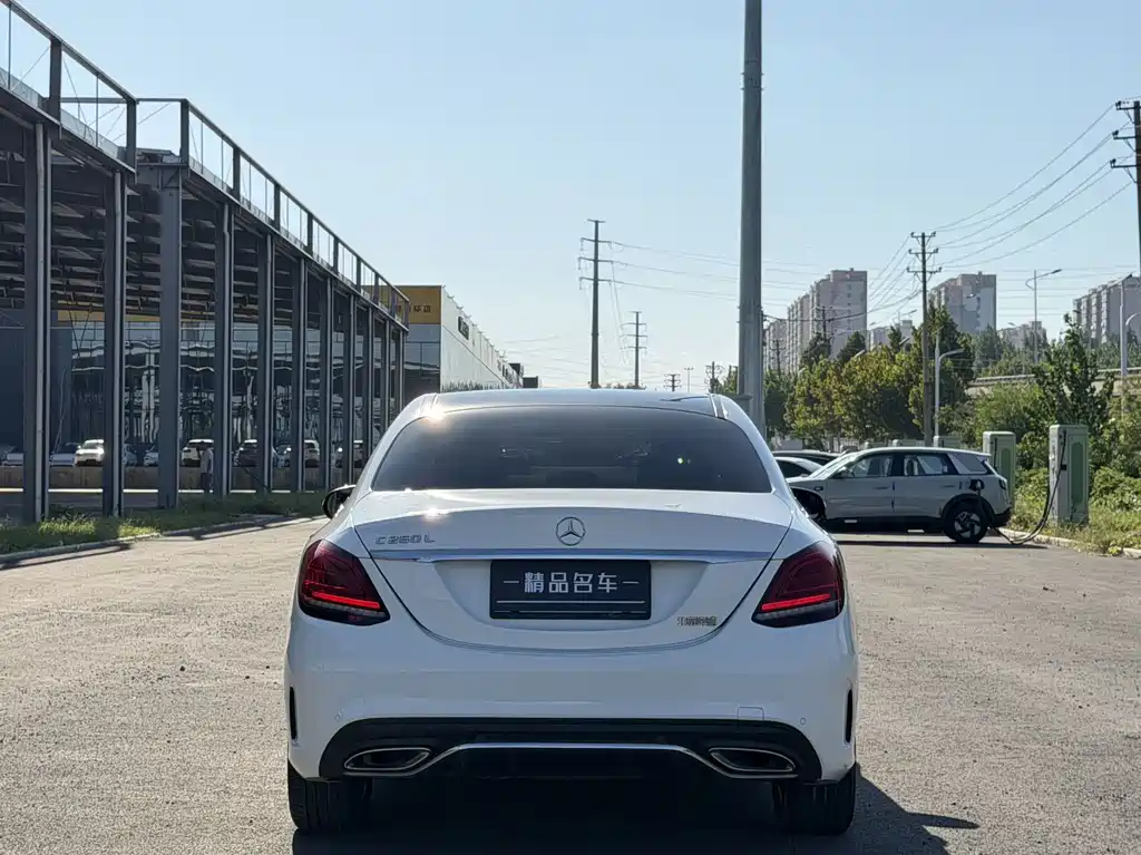 Mercedes-Benz C-Class — миниатюра 12
