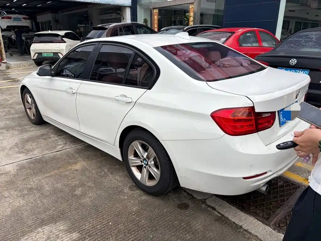 BMW 3 Series — миниатюра 4