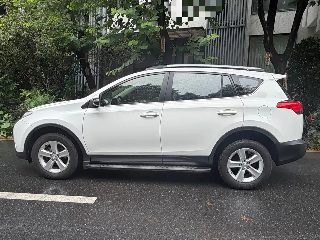 Toyota RAV4 2013 2.0L CVT