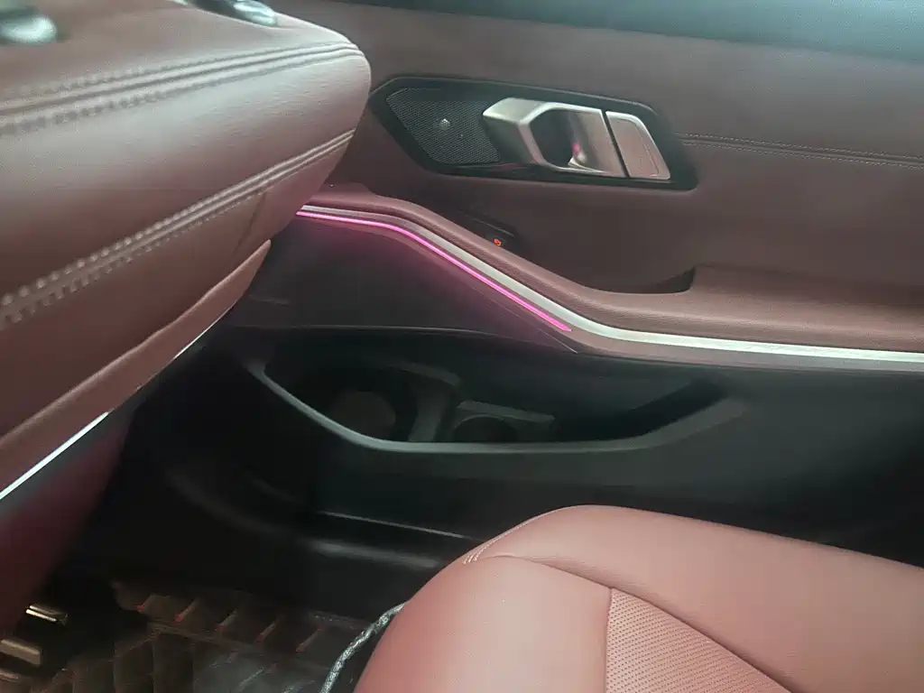 BMW 3 Series — миниатюра 9
