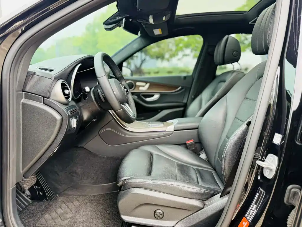 Mercedes-Benz GLC 2020 GLC 260 L 4MATIC Luxury