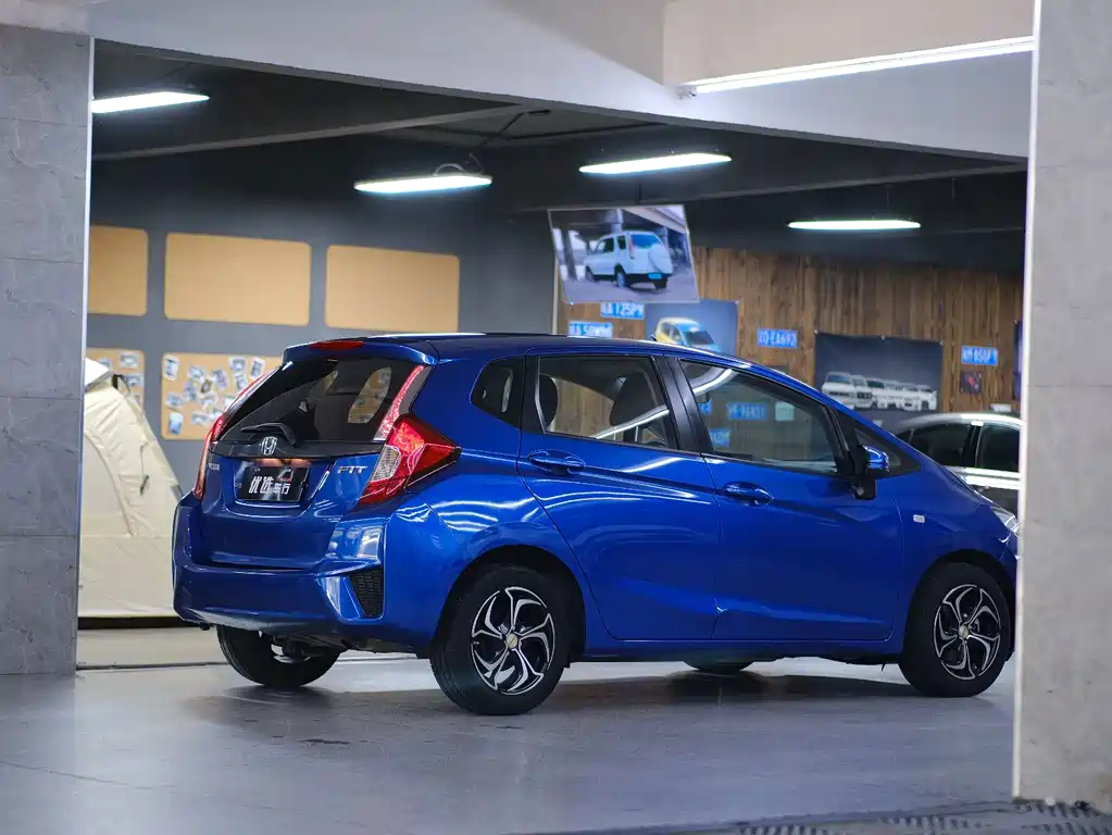 Honda Fit — миниатюра 4