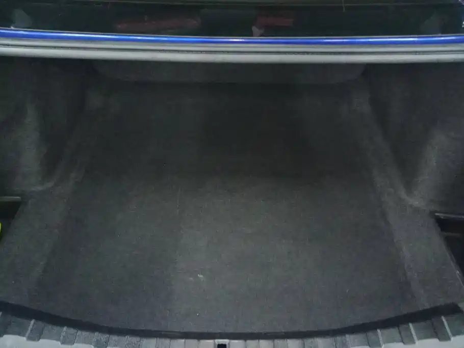 BMW 3 Series — миниатюра 4