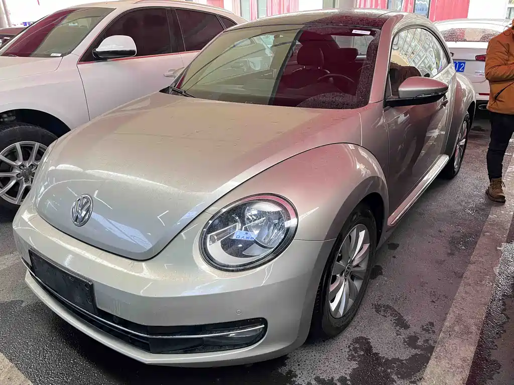 Volkswagen Beetle 2014