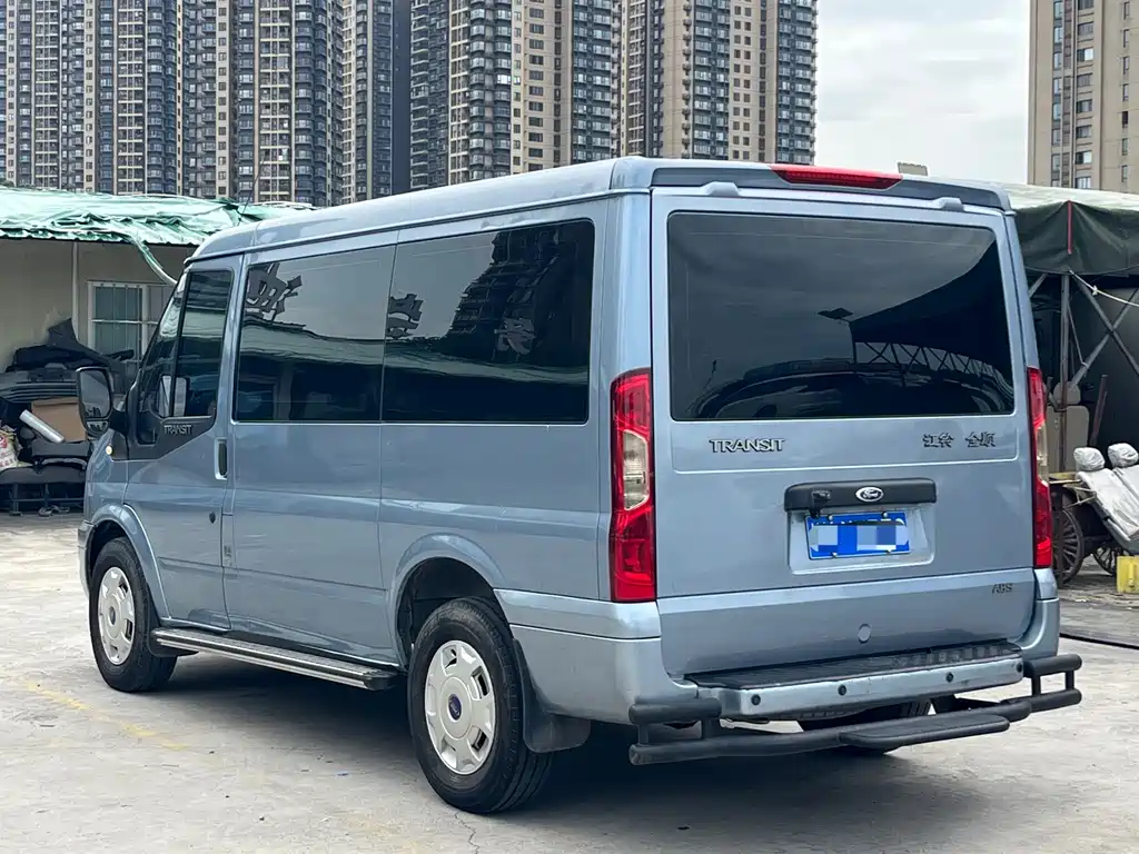 Ford Transit Custom — миниатюра 6