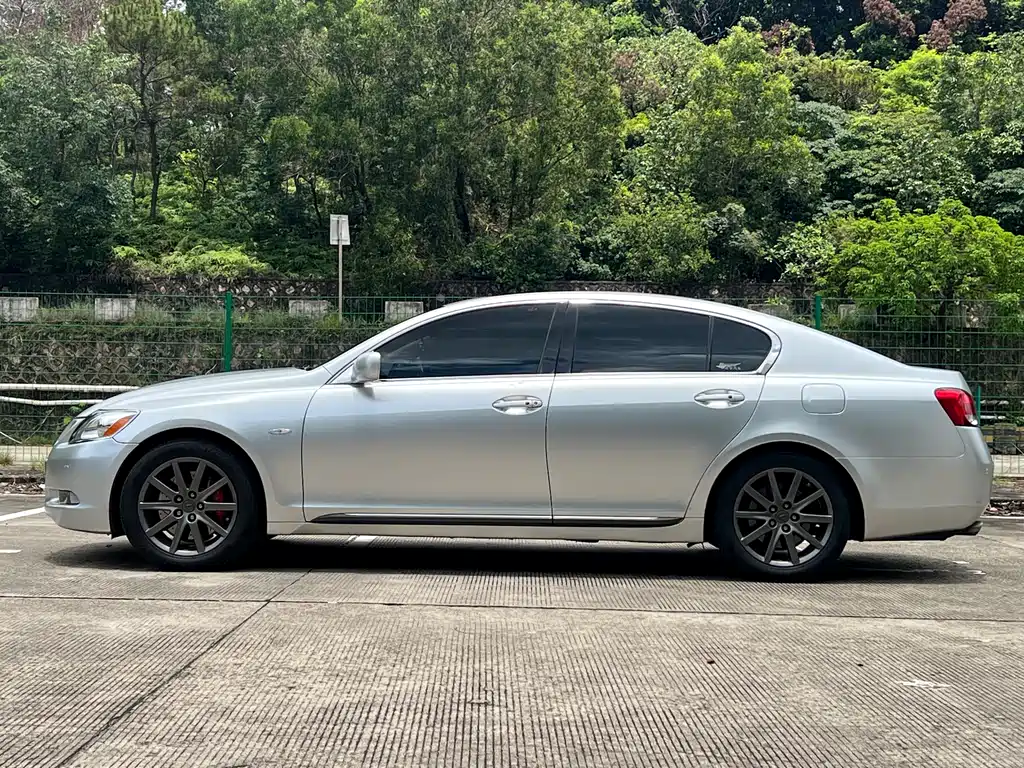Lexus GS 2005 300