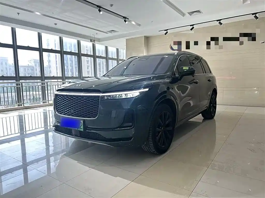 Li Auto ONE 2021 6 мест