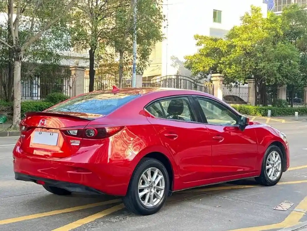 Mazda 3 Axela — миниатюра 7
