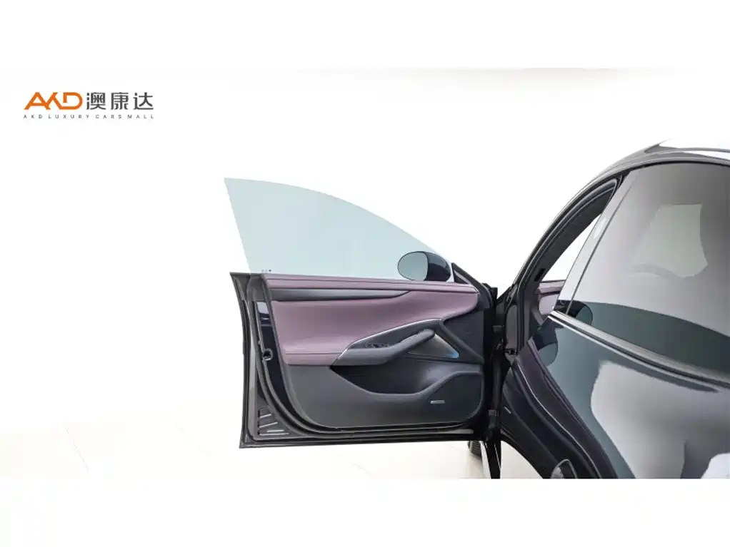 Xiaomi SU7 — миниатюра 10