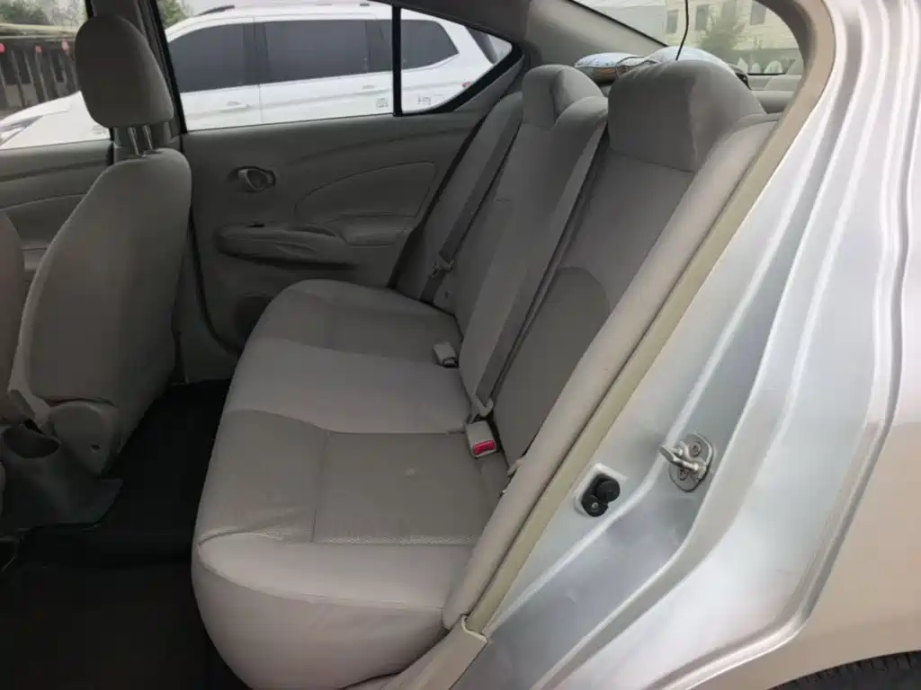 Nissan Sunny — миниатюра 17