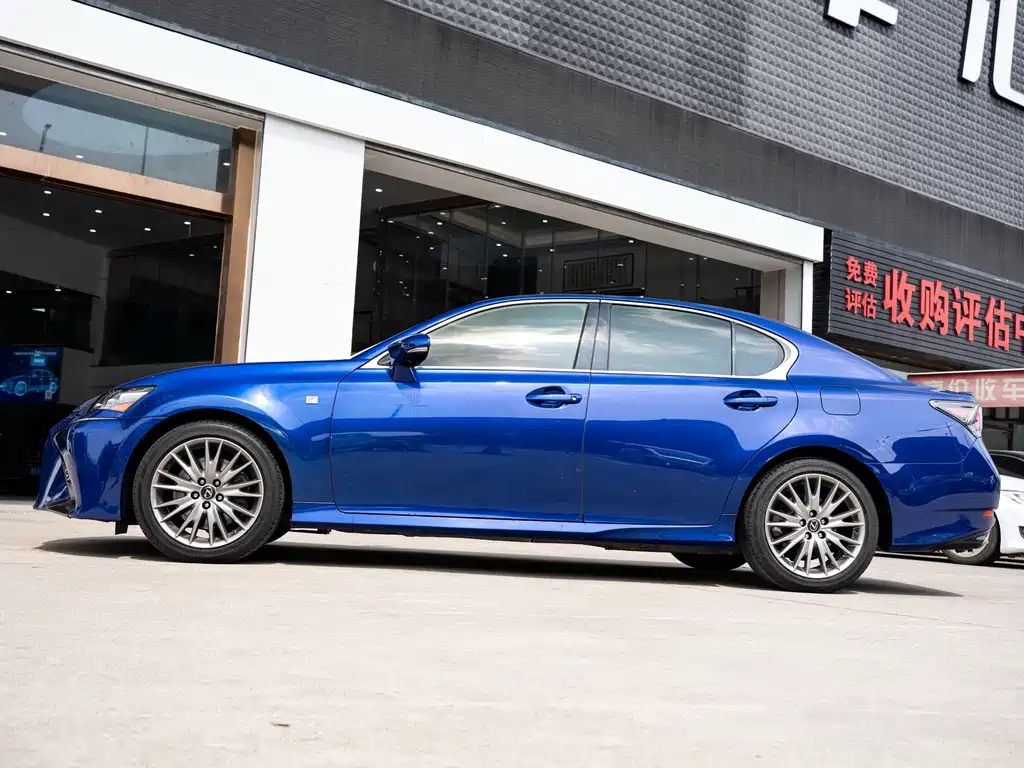 Lexus GS — миниатюра 3