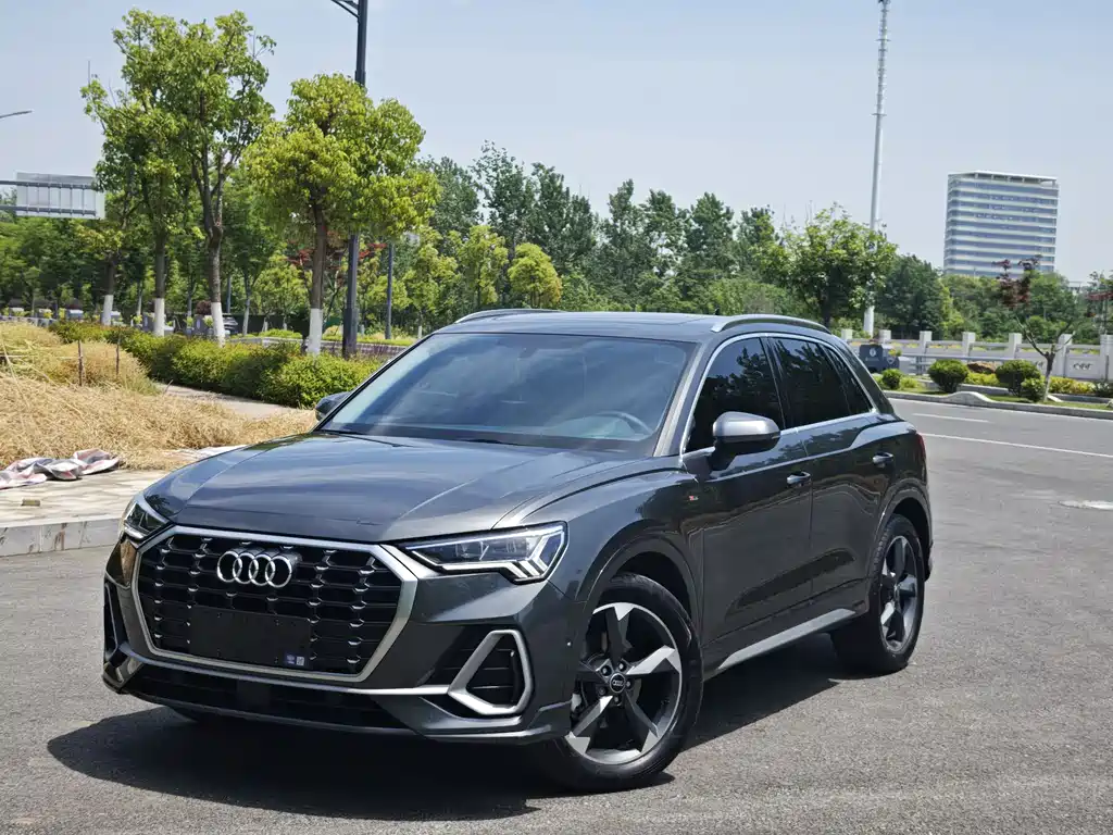 Audi Q3 2023