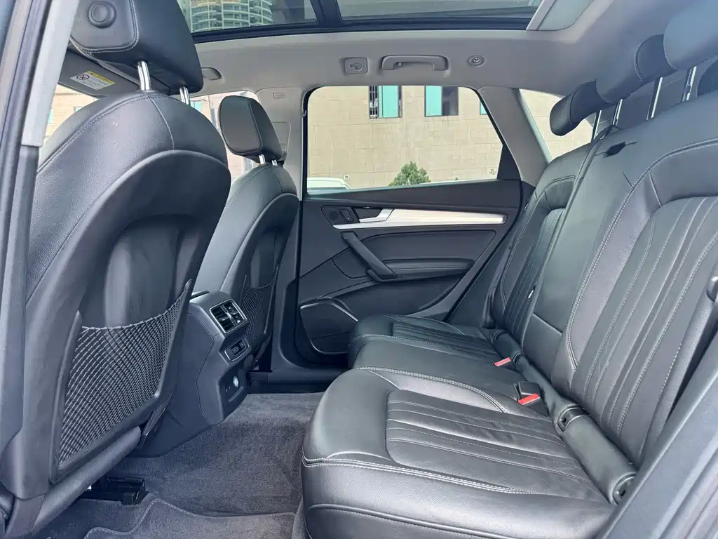 Audi Q5L 2020 40 TFSI Fashion