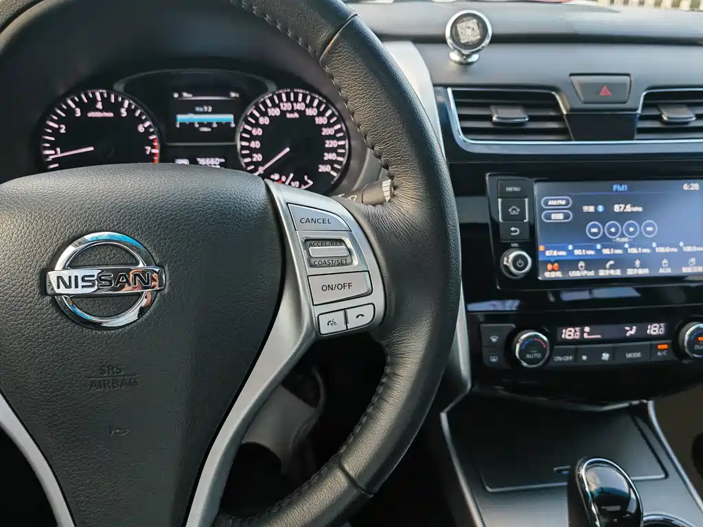 Nissan Teana — миниатюра 7