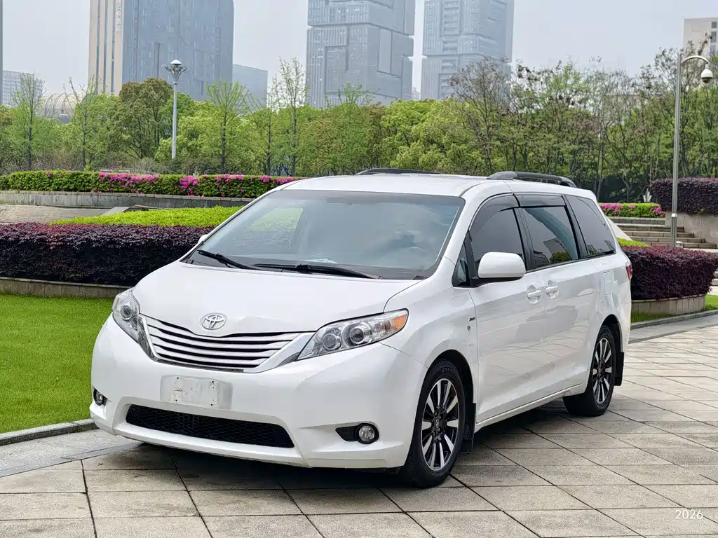 Toyota Sienna 2017