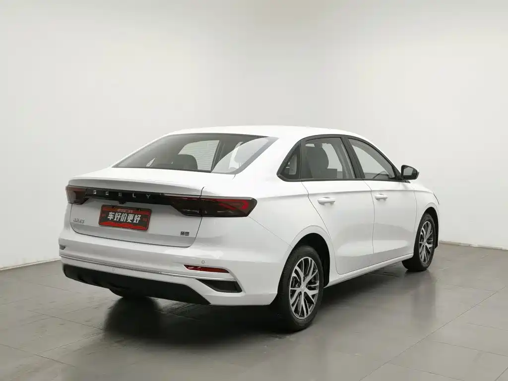 Geely Emgrand — миниатюра 2