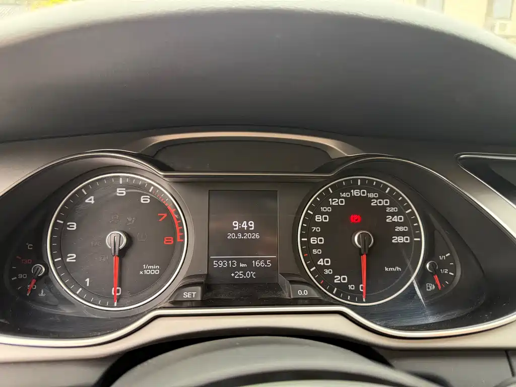 Audi A4L — миниатюра 11