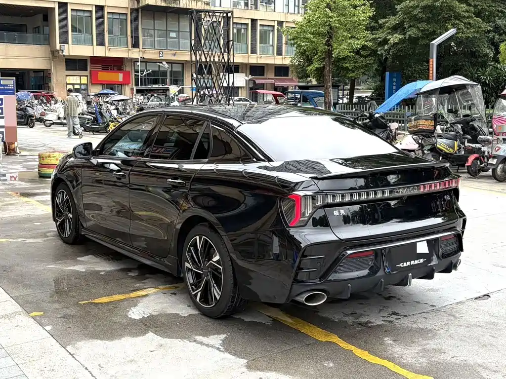 Lynk & Co 03 — миниатюра 14