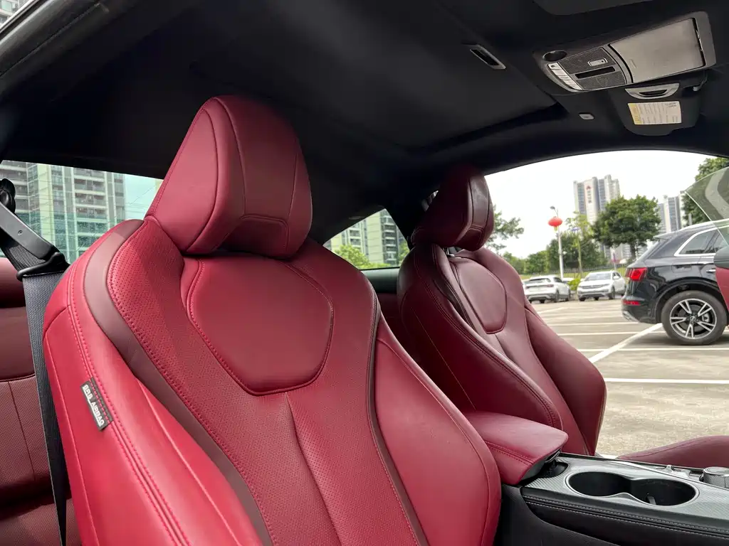 Infiniti Q60 2019 2.0T Luxury