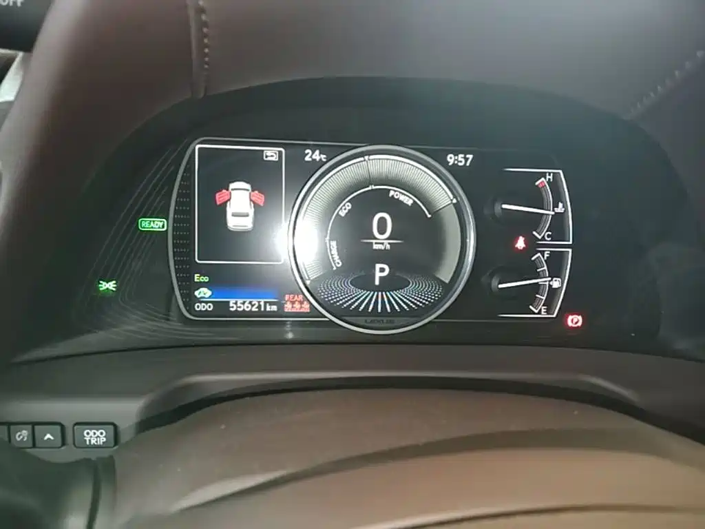Lexus ES — миниатюра 12