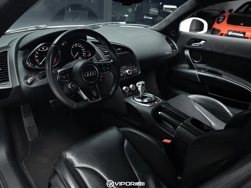 Audi R8 2010 5.2 FSI quattro
