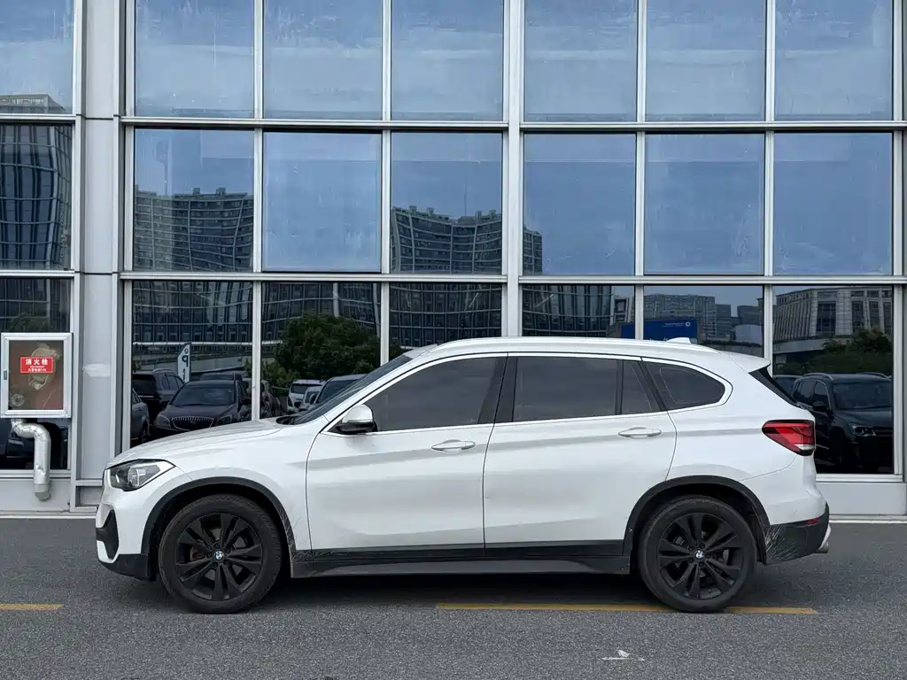 BMW X1 — миниатюра 3