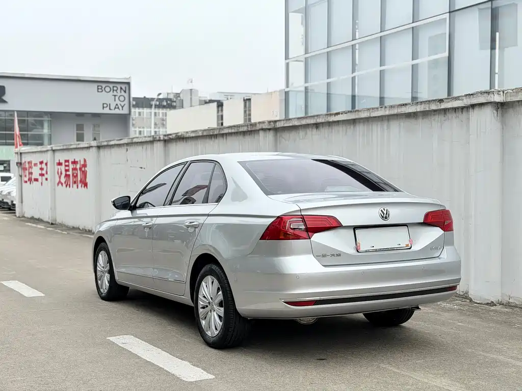 Volkswagen Bora — миниатюра 9