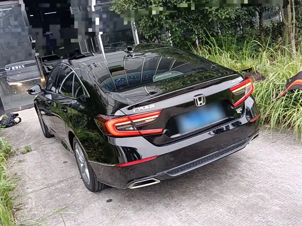 Honda Accord — миниатюра 5