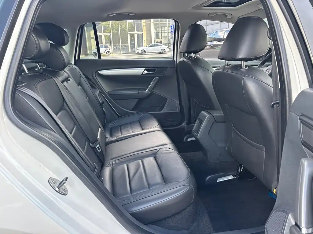Volkswagen Gran Lavida — миниатюра 20