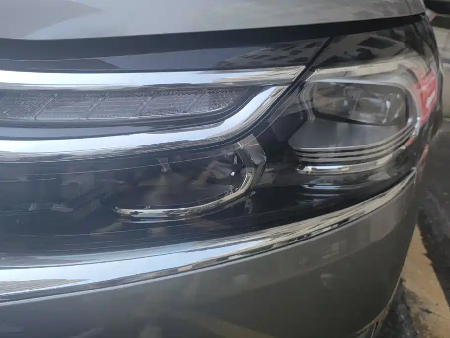 Citroen C4L — миниатюра 5