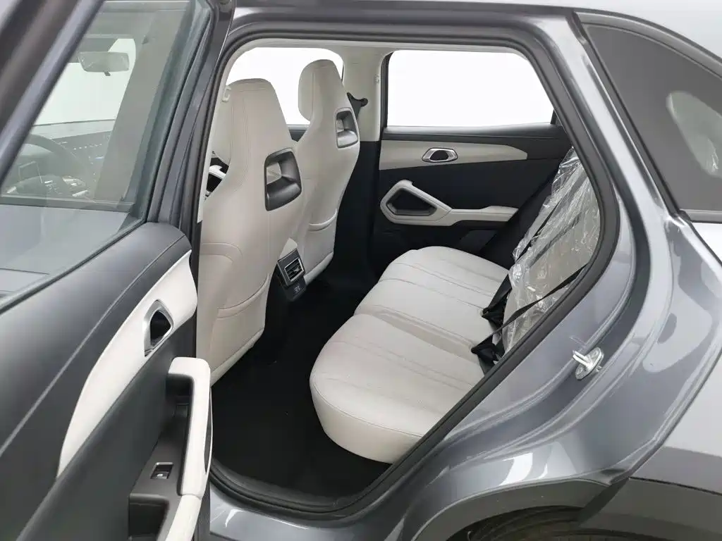 BYD Yuan UP — миниатюра 15