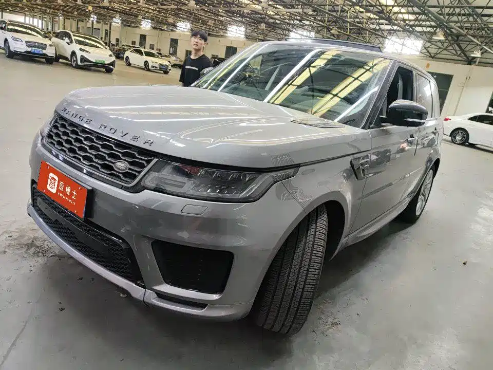 Land Rover Sport 2020