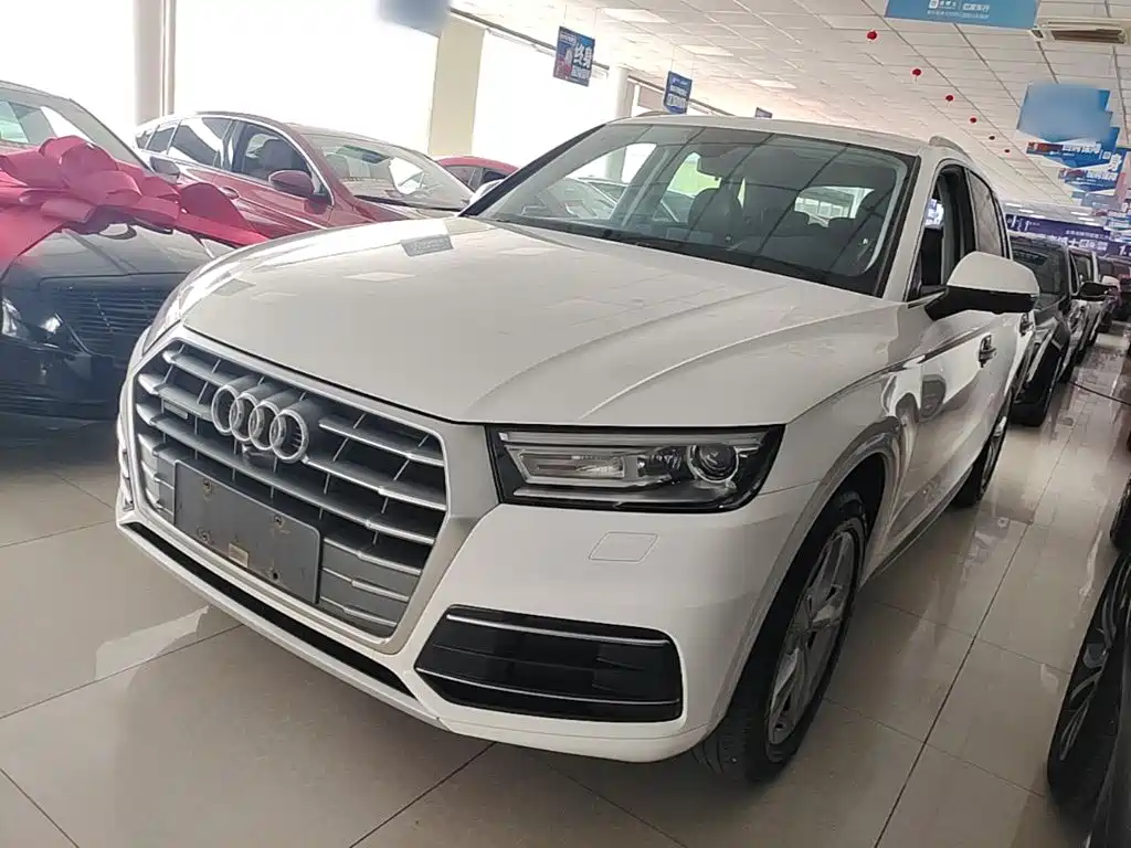 Audi Q5L — миниатюра 2