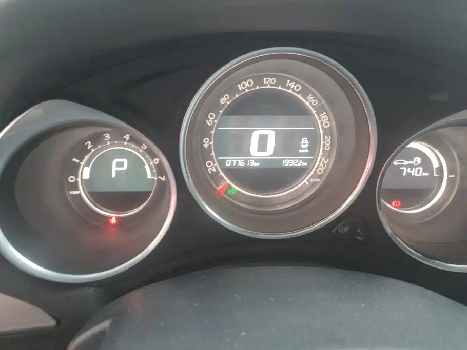 Citroen C4L — миниатюра 14