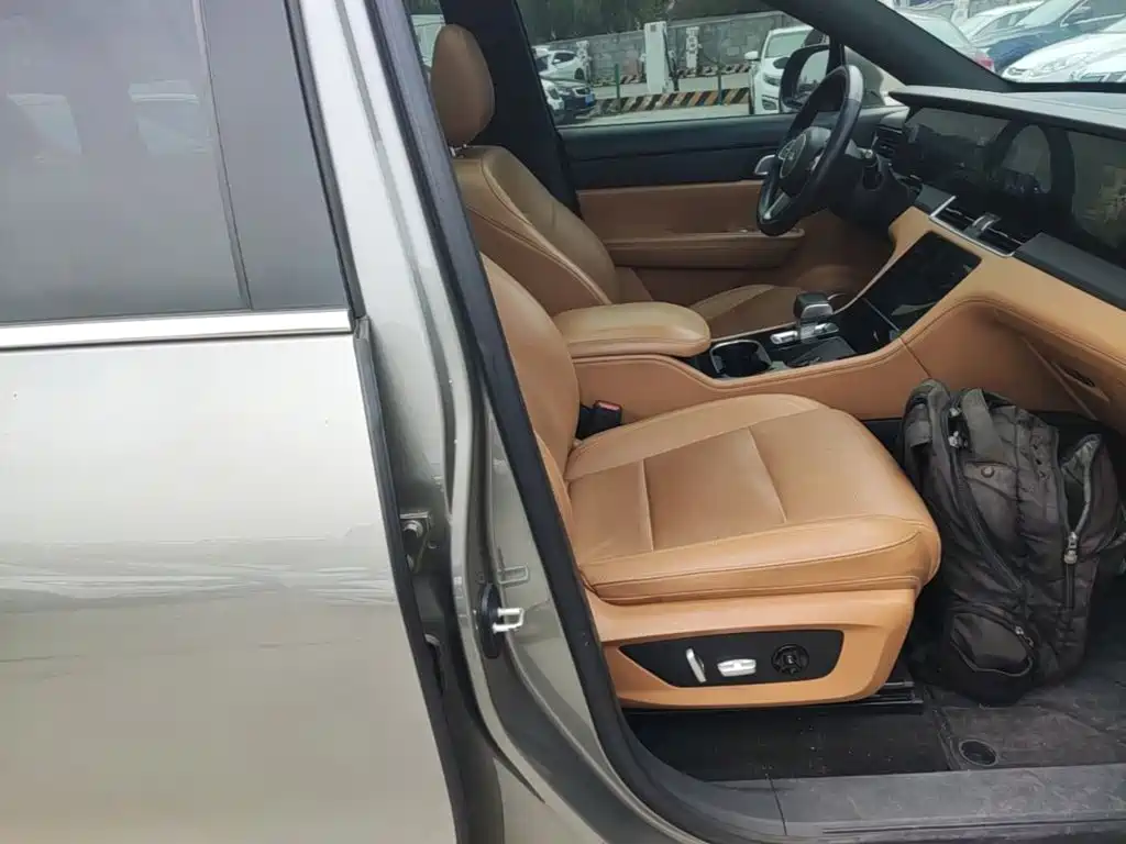 Li Auto Li ONE — миниатюра 25