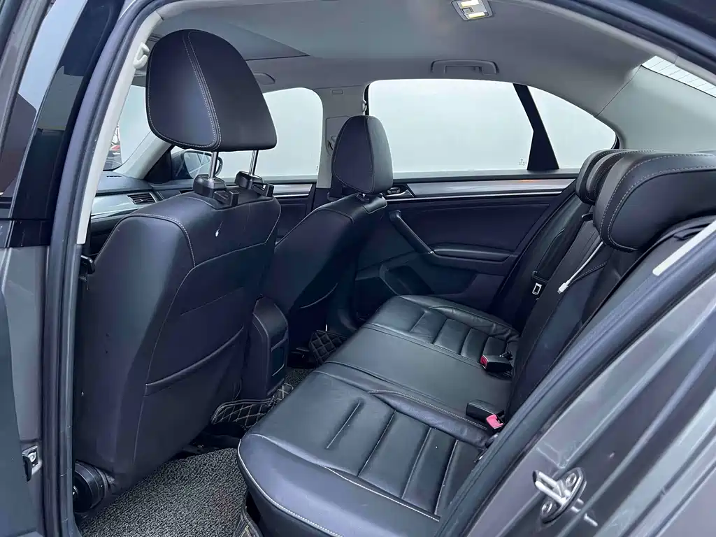 Volkswagen Bora — миниатюра 5
