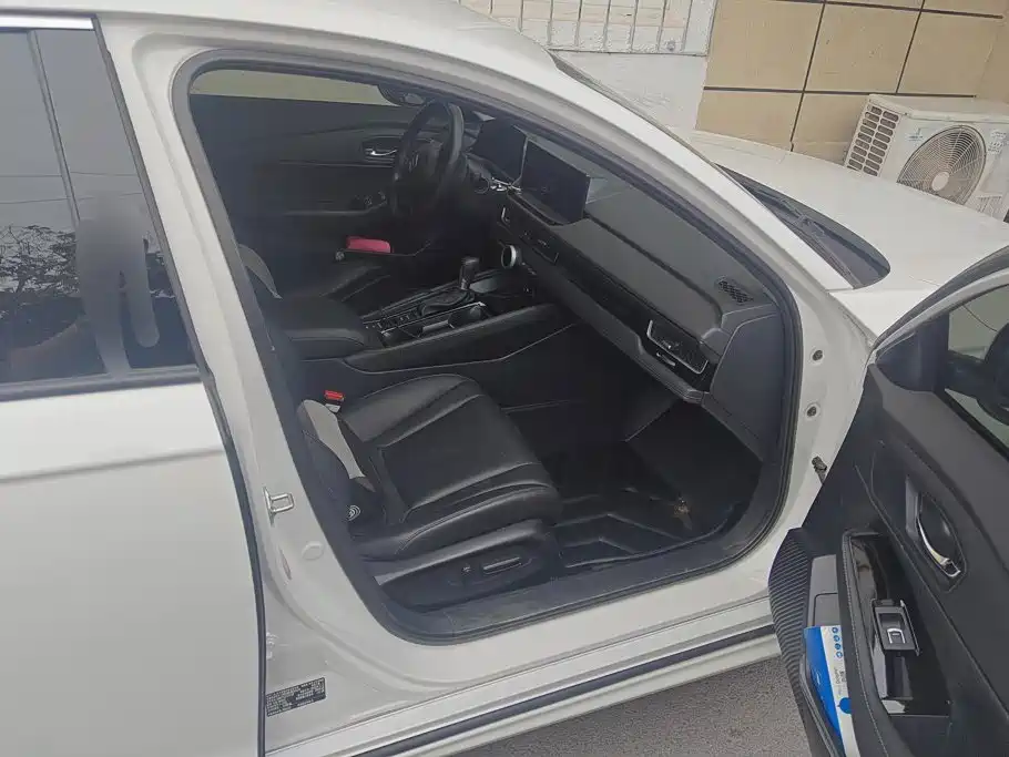 Honda Inspire — миниатюра 8