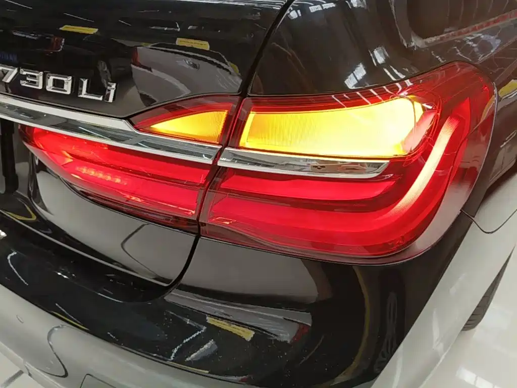 BMW 7 Series 7 2017 730Li Lead