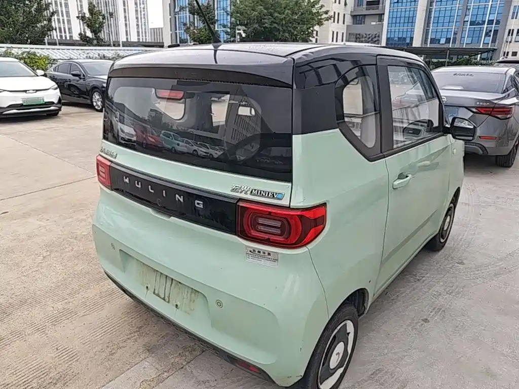 Wuling MINIEV — миниатюра 7