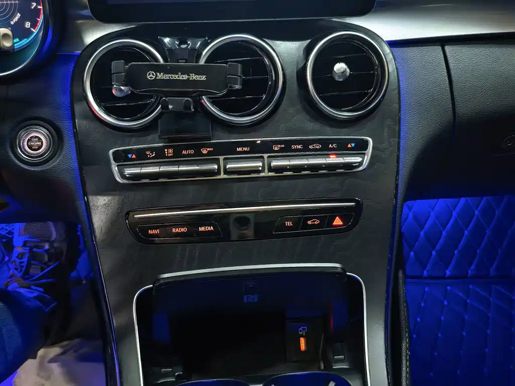 Mercedes-Benz C-Class — миниатюра 9