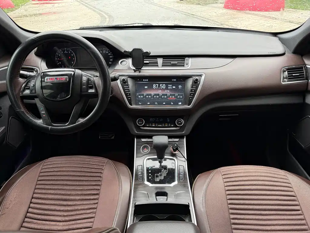 Landwind X7 2.0T Panoramic Flagship Edition, фото 9