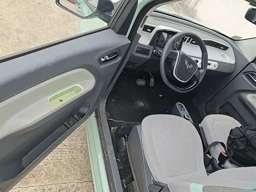 Wuling MINIEV — миниатюра 16