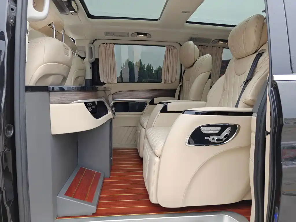 Mercedes-Benz V-Class — миниатюра 4
