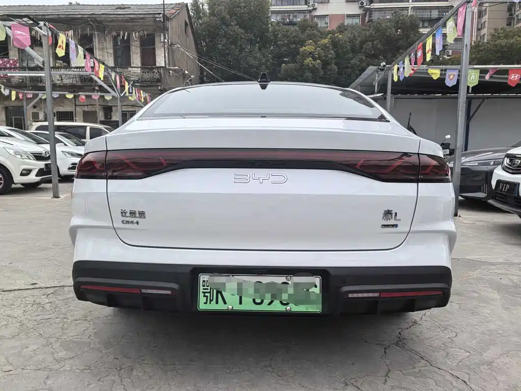 BYD QIN L