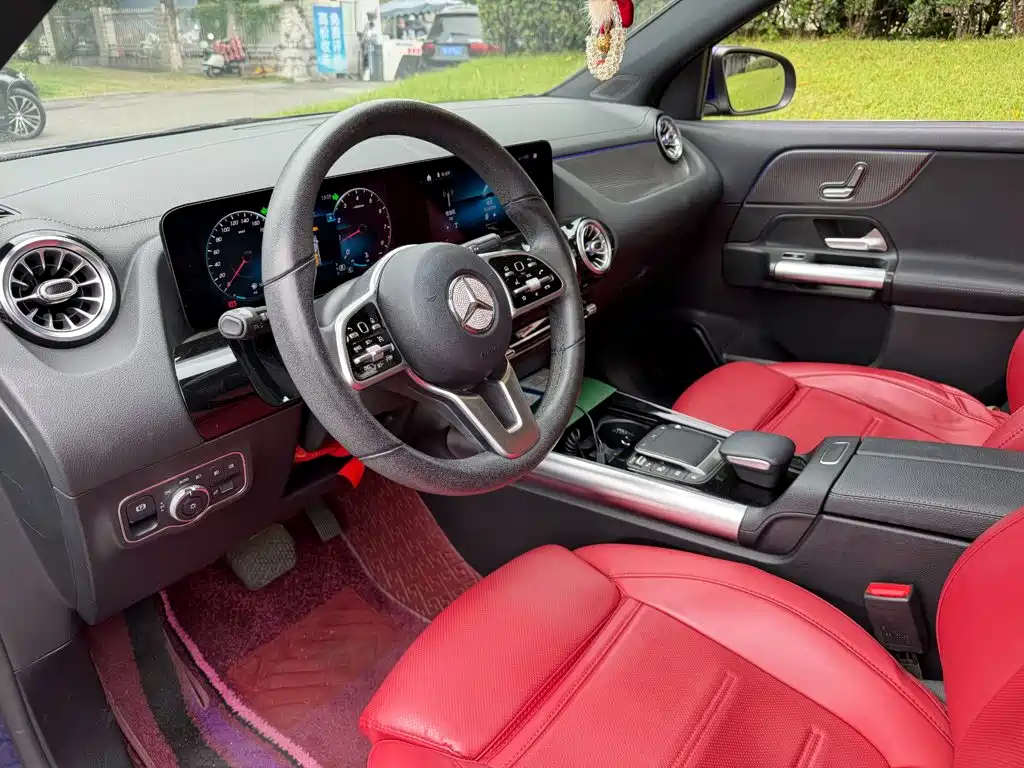 Mercedes-Benz GLA — миниатюра 7
