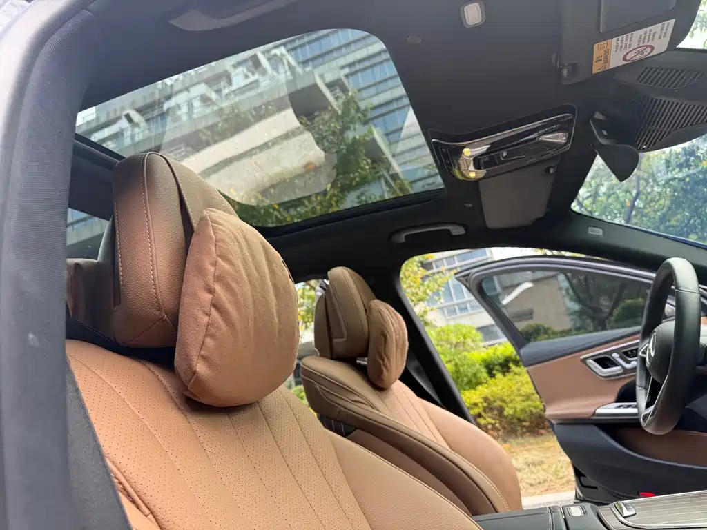 Mercedes-Benz E-Class — миниатюра 19