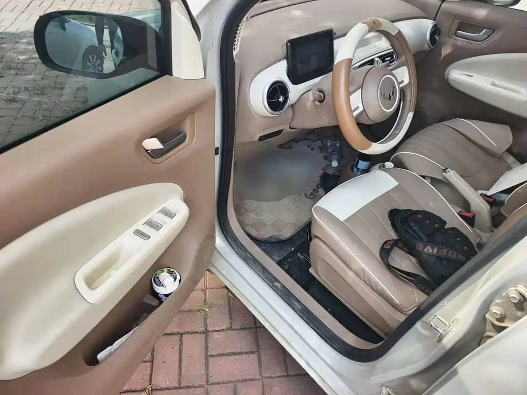 Wuling MINIEV — миниатюра 12