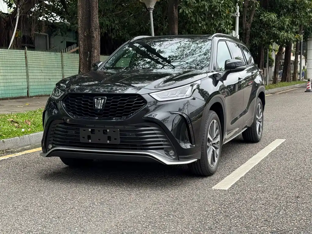 Toyota Crown Kluger 2026