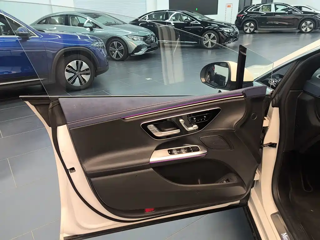 Mercedes-Benz EQE — миниатюра 8