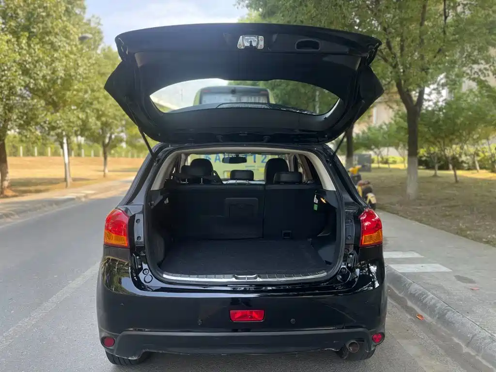 Mitsubishi ASX — миниатюра 19